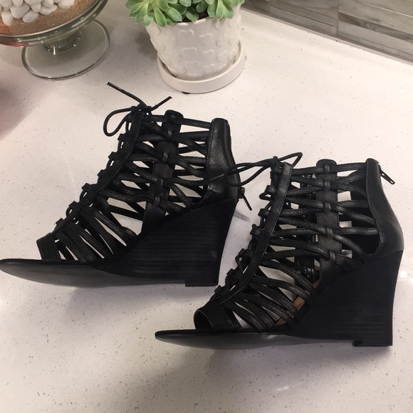 Nine West NW7FOREST  wedge bootie - black - Picture 2 of 6